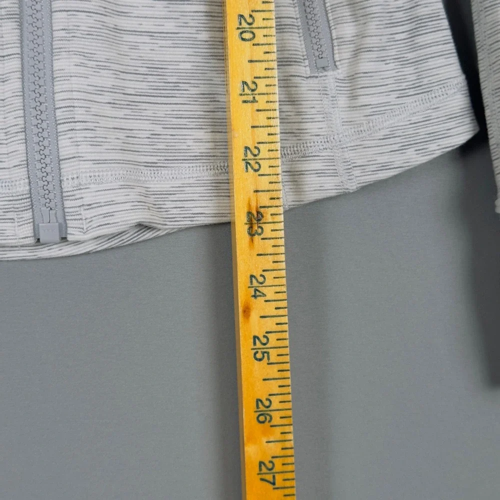 Lululemon Define Jacket Wee Are‎ From Space Ice Gray Alpine White Size 2